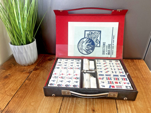 Mid century mah jong - mah,